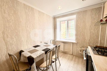 Фото №3: 4-комнатная квартира 71 м² - Нижнекамск, мкр. 30-й, пр-кт Строителей, 42