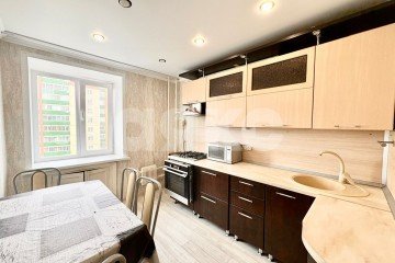 Фото №1: 4-комнатная квартира 71 м² - Нижнекамск, мкр. 30-й, пр-кт Строителей, 42