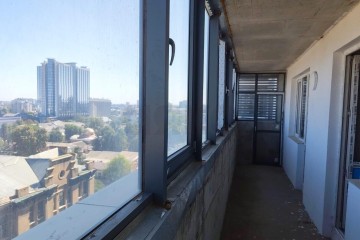 Фото №3: 2-комнатная квартира 82 м² - Краснодар, мкр. Центральный, ул. Будённого, 129