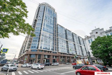 Фото №1: 2-комнатная квартира 82 м² - Краснодар, мкр. Центральный, ул. Будённого, 129