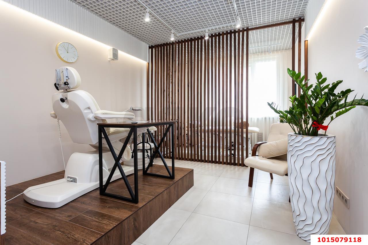 Фото №6: Коммерция 117 м² - Краснодар, Кожзавод, мкр. Западный внутригородской округ, ул. Кожевенная, 28