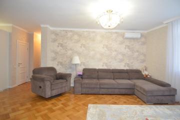 Фото №2: 3-комнатная квартира 82 м² - Краснодар, мкр. Юбилейный, ул. 70-летия Октября, 15