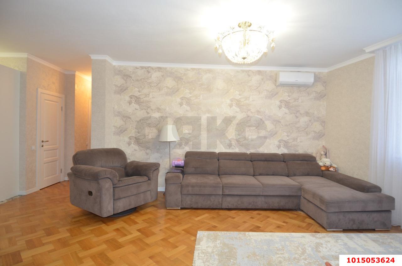 Фото №2: 3-комнатная квартира 82 м² - Краснодар, Западный внутригородской округ, ЖК Новый Город, мкр. Юбилейный, ул. 70-летия Октября, 15