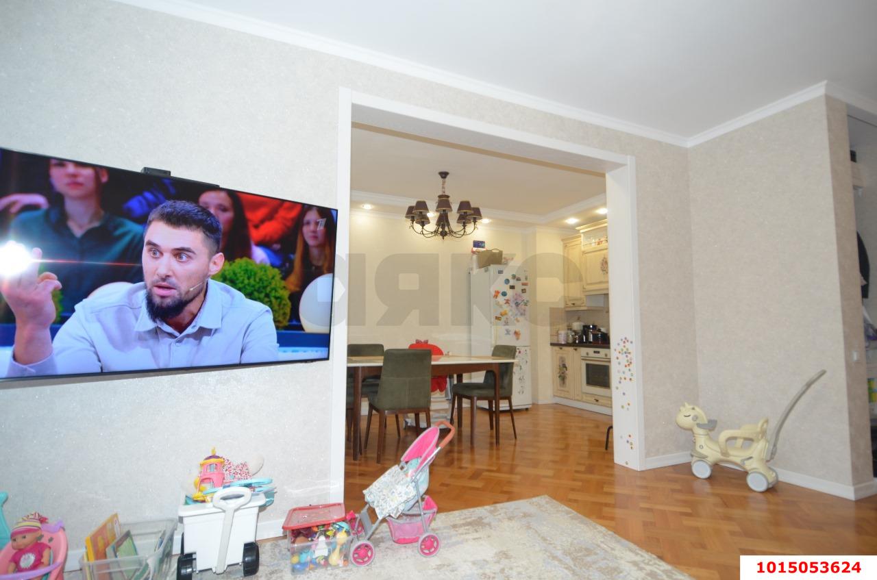 Фото №4: 3-комнатная квартира 82 м² - Краснодар, Западный внутригородской округ, ЖК Новый Город, мкр. Юбилейный, ул. 70-летия Октября, 15