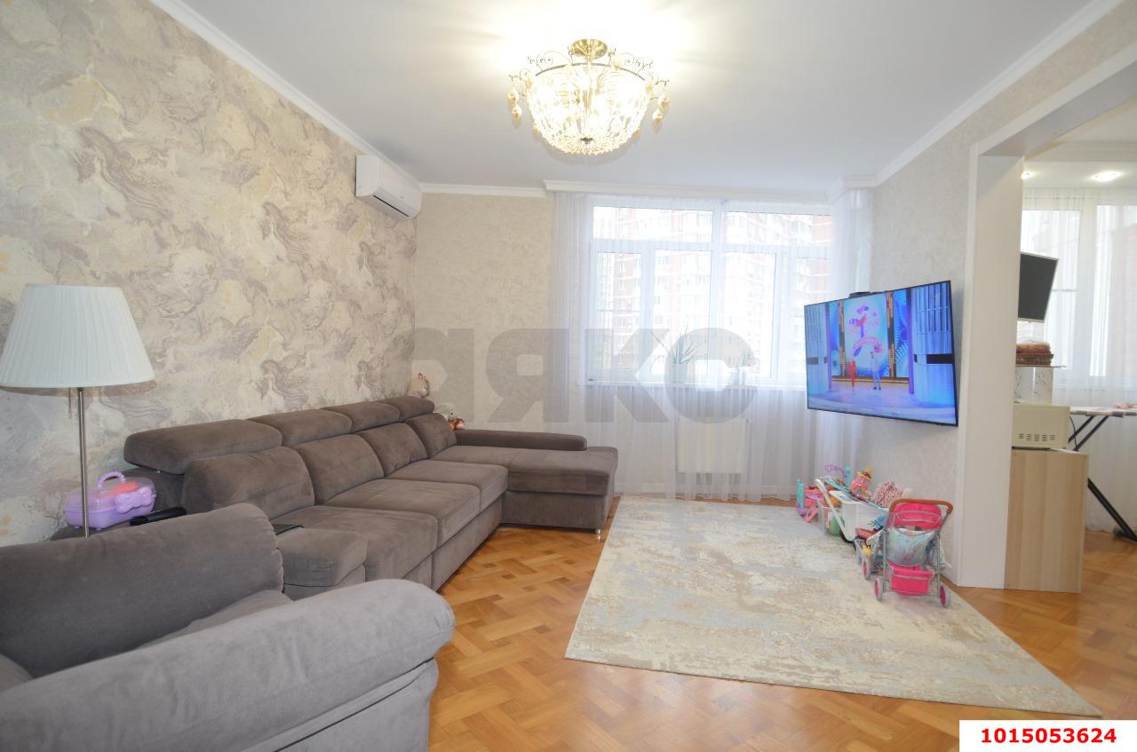 Фото №1: 3-комнатная квартира 82 м² - Краснодар, Западный внутригородской округ, ЖК Новый Город, мкр. Юбилейный, ул. 70-летия Октября, 15