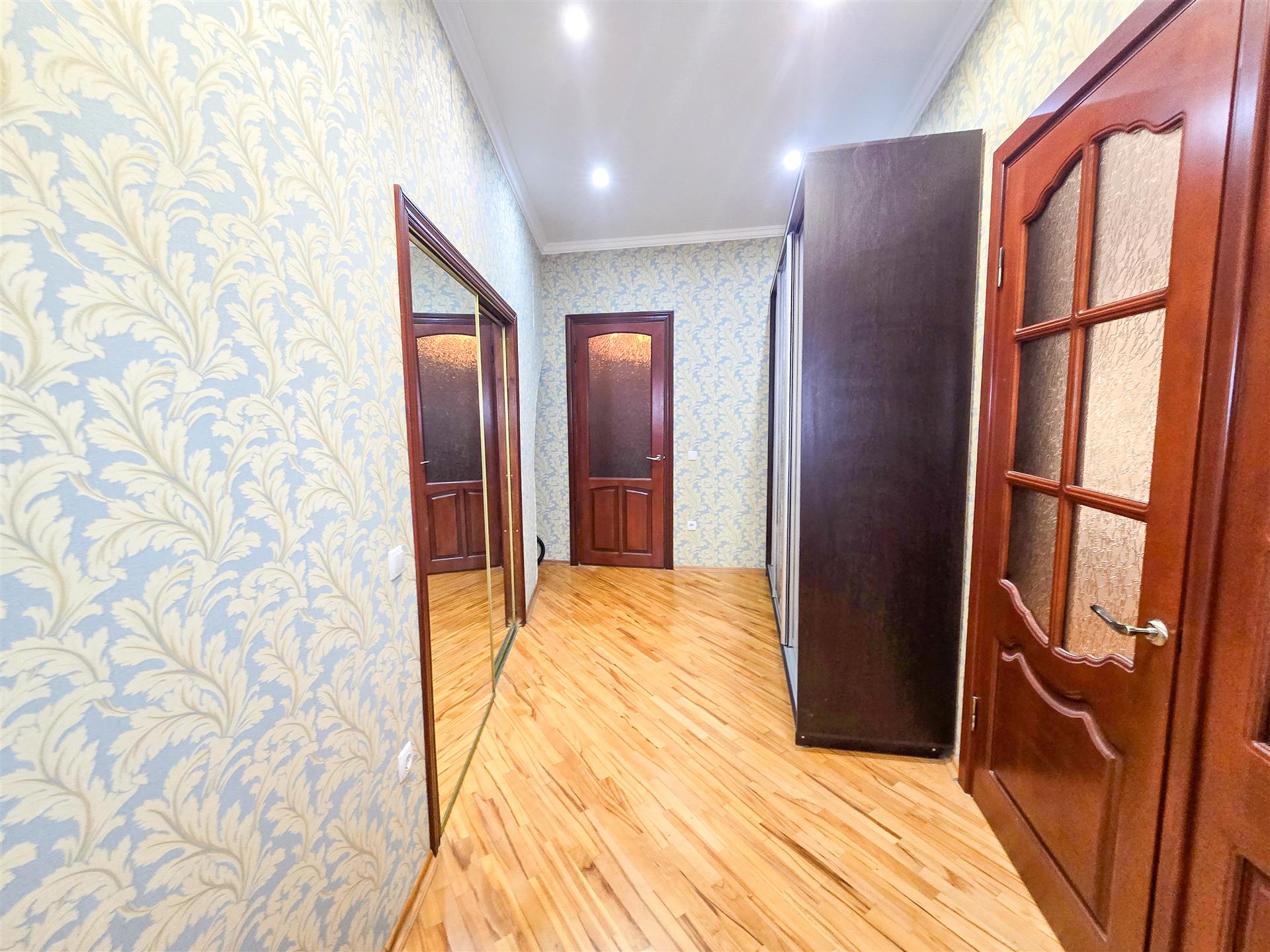 Фото №11: 2-комнатная квартира 68 м² - Краснодар, Прикубанский внутригородской округ, мкр. Музыкальный, ул. Аксайская, 44