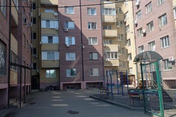 Фото №1: 1-комнатная квартира 37 м² - Краснодар, мкр. Новый, ул. Апрельская, 5