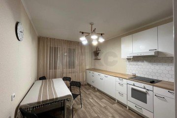 Фото №1: 3-комнатная квартира 80 м² - Краснодар, мкр. Завод Измерительных Приборов, ул. Зиповская, 48