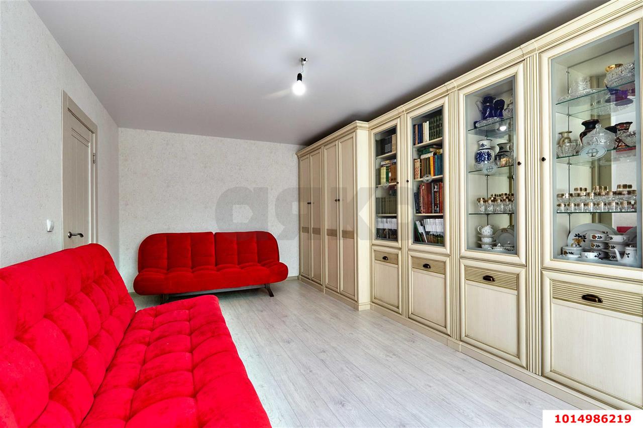 Фото №2: 1-комнатная квартира <span class="whitespace-nowrap">40 м²</span>, <span class="whitespace-nowrap">2/16 эт.</span> - Краснодар, Прикубанский внутригородской округ, мкр. Восточно-Кругликовский, ул. Героя А.А. Аверкиева, 13