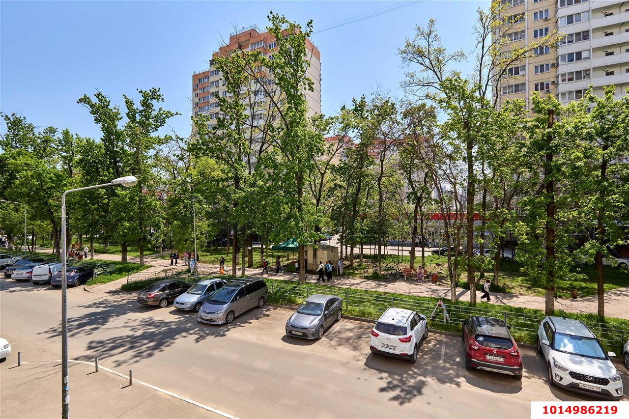 Фото №12: 1-комнатная квартира <span class="whitespace-nowrap">40 м²</span>, <span class="whitespace-nowrap">2/16 эт.</span> - Краснодар, Прикубанский внутригородской округ, мкр. Восточно-Кругликовский, ул. Героя А.А. Аверкиева, 13