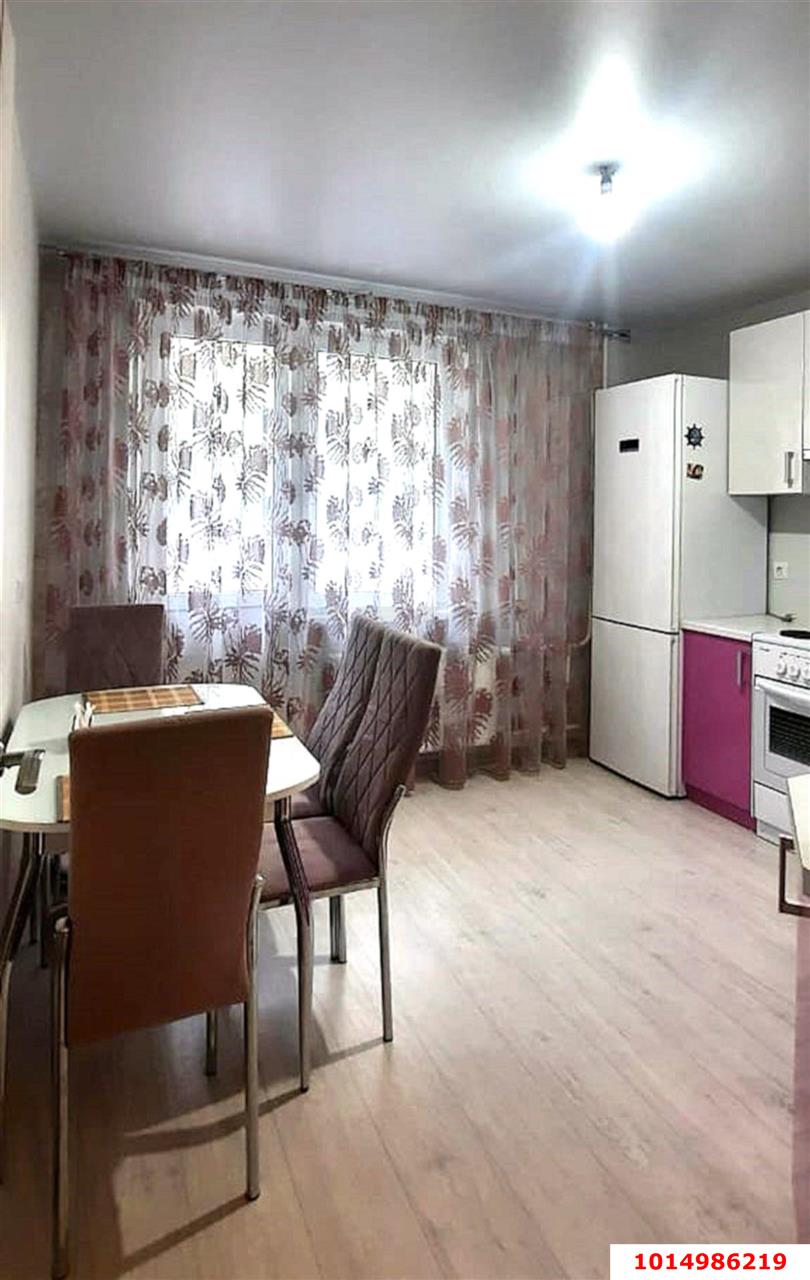 Фото №1: 1-комнатная квартира 40 м² - Краснодар, Прикубанский внутригородской округ, мкр. Восточно-Кругликовский, ул. Героя А.А. Аверкиева, 13