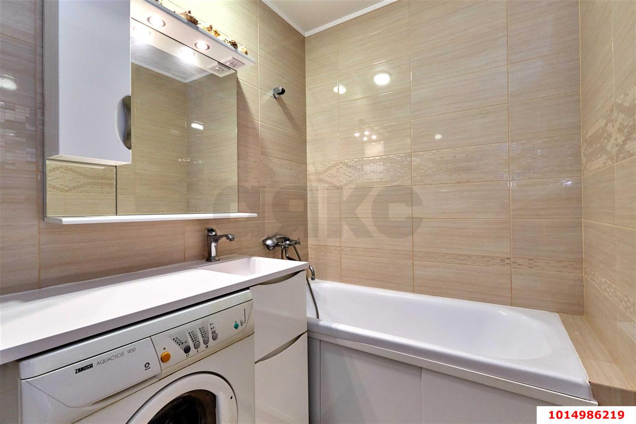 Фото №8: 1-комнатная квартира <span class="whitespace-nowrap">40 м²</span>, <span class="whitespace-nowrap">2/16 эт.</span> - Краснодар, Прикубанский внутригородской округ, мкр. Восточно-Кругликовский, ул. Героя А.А. Аверкиева, 13