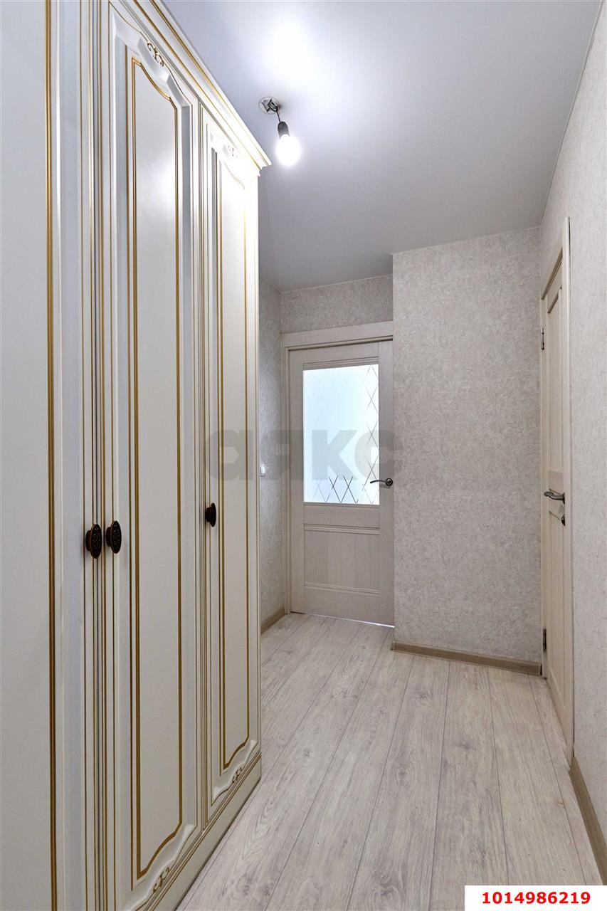Фото №10: 1-комнатная квартира <span class="whitespace-nowrap">40 м²</span>, <span class="whitespace-nowrap">2/16 эт.</span> - Краснодар, Прикубанский внутригородской округ, мкр. Восточно-Кругликовский, ул. Героя А.А. Аверкиева, 13
