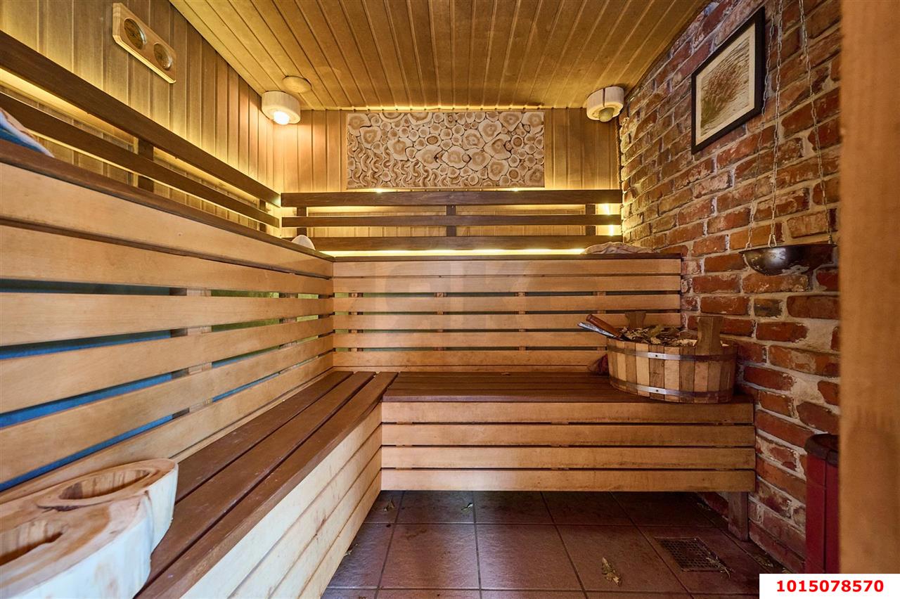 Фото №6: Дом 161 м² + 10 сот. - Елизаветинская, Прикубанский внутригородской округ, ул. Красноармейская, 120