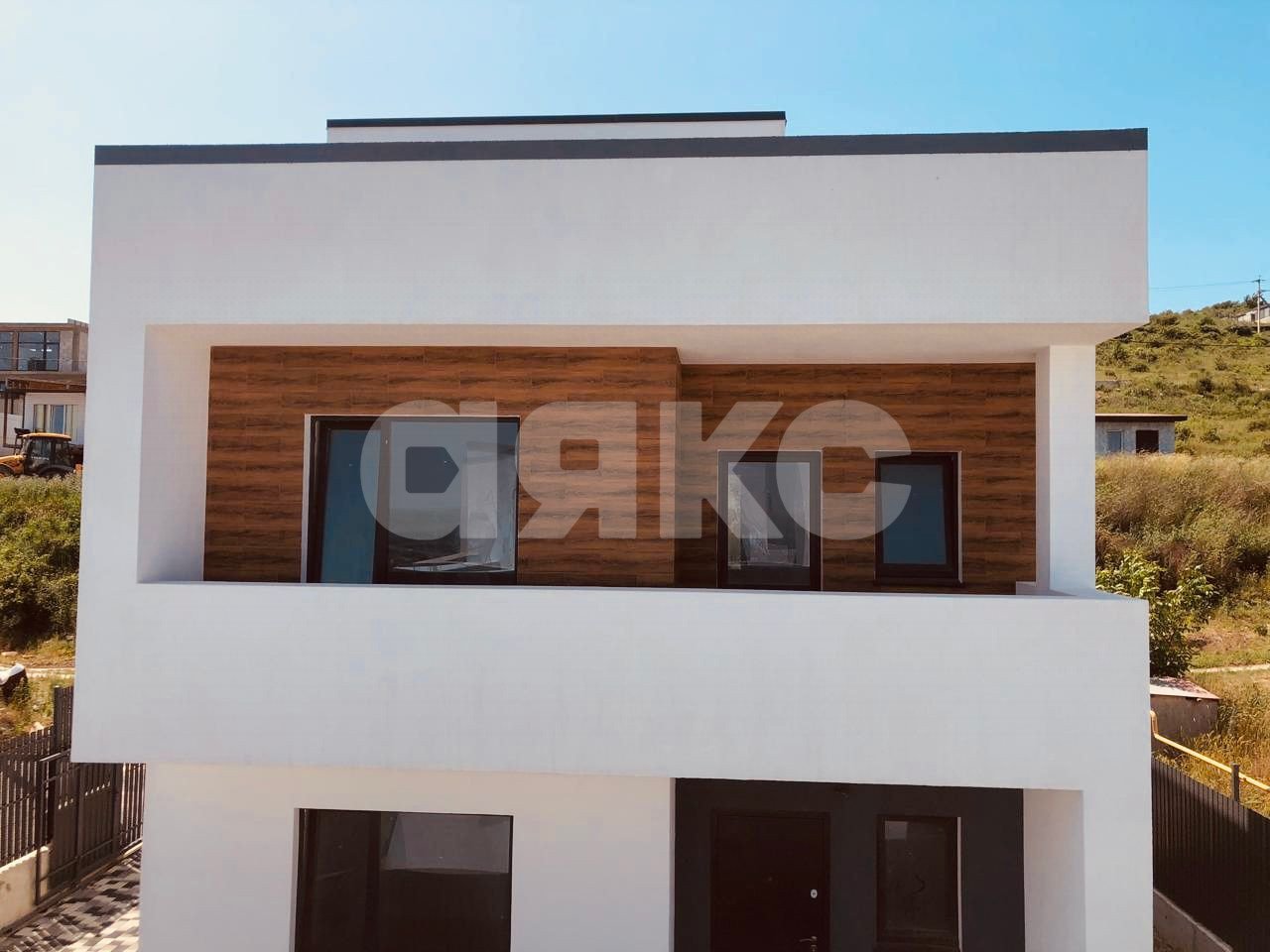 Фото №1: Дом 193 м² + 3.3 сот. - Супсех, ул. Николая Старшинова