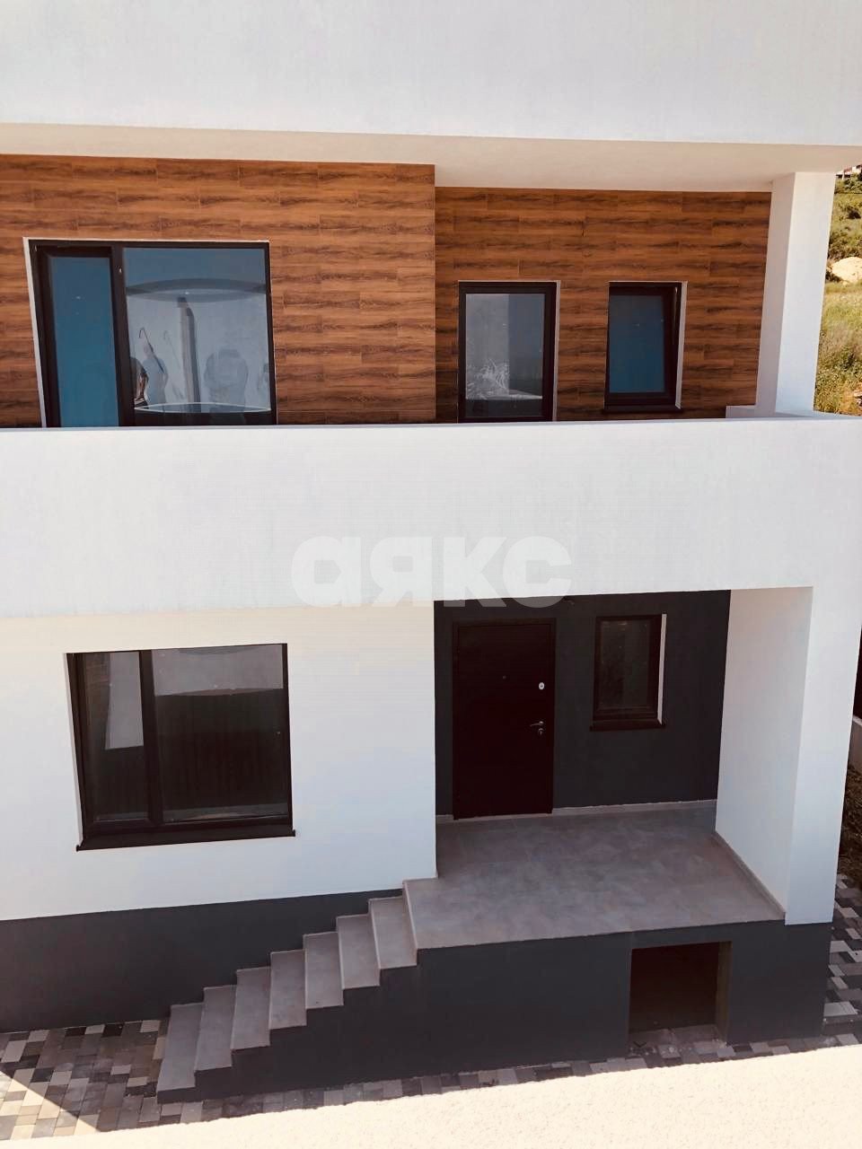 Фото №2: Дом 193 м² + 3.3 сот. - Супсех, ул. Николая Старшинова