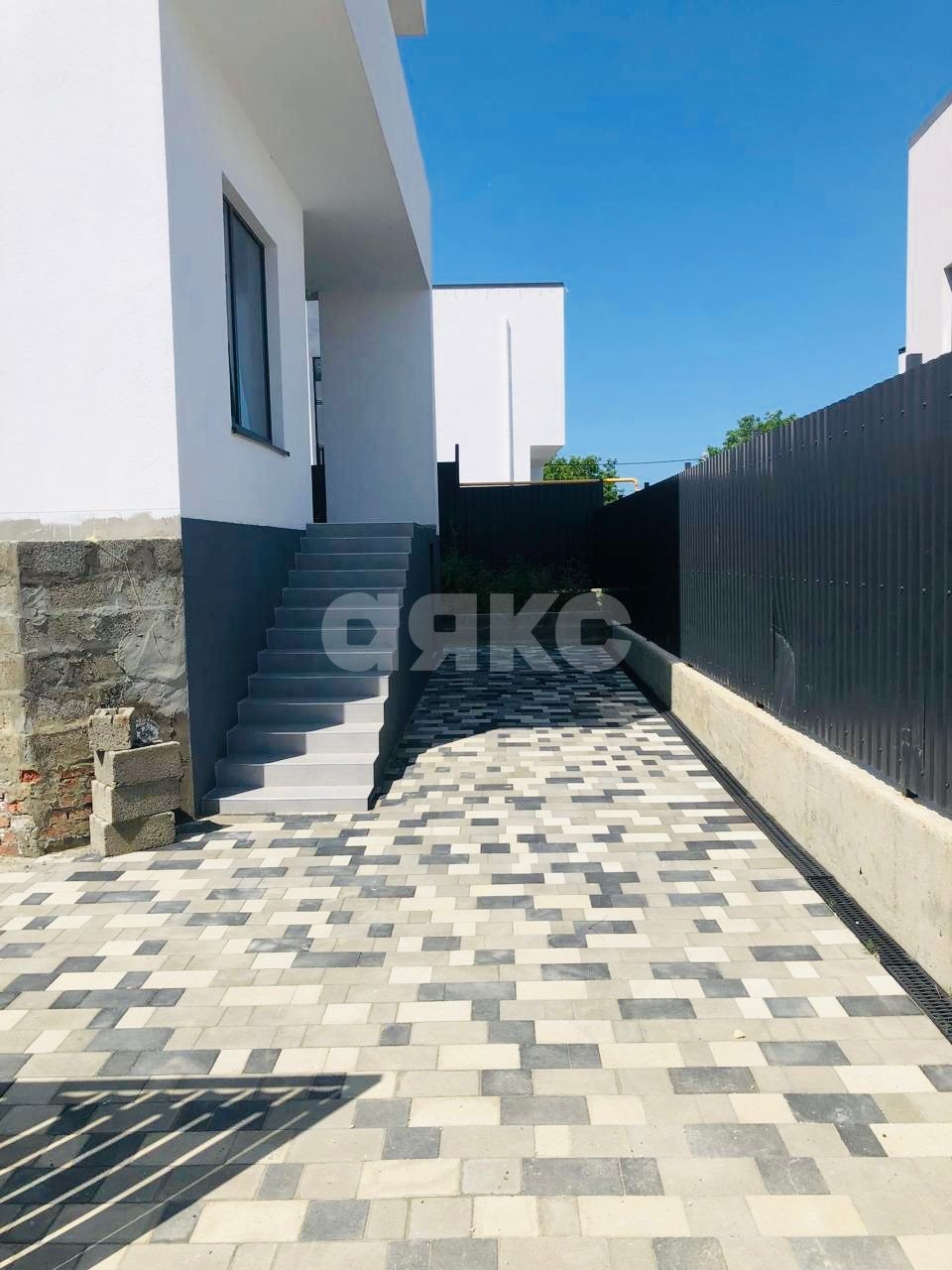 Фото №30: Дом 193 м² + 3.3 сот. - Супсех, ул. Николая Старшинова