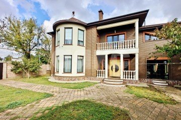 Фото №1: Дом 300 м² - Керчь, мкр. Библиотека, ул. Юрия Гагарина, 84