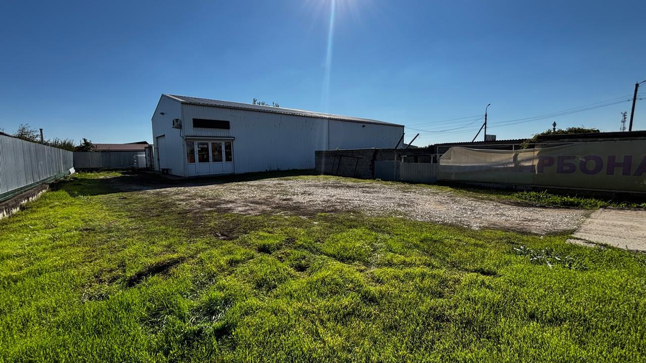 Фото №2: Коммерция 17 м² - Славянск-на-Кубани, ул. Красная, 139