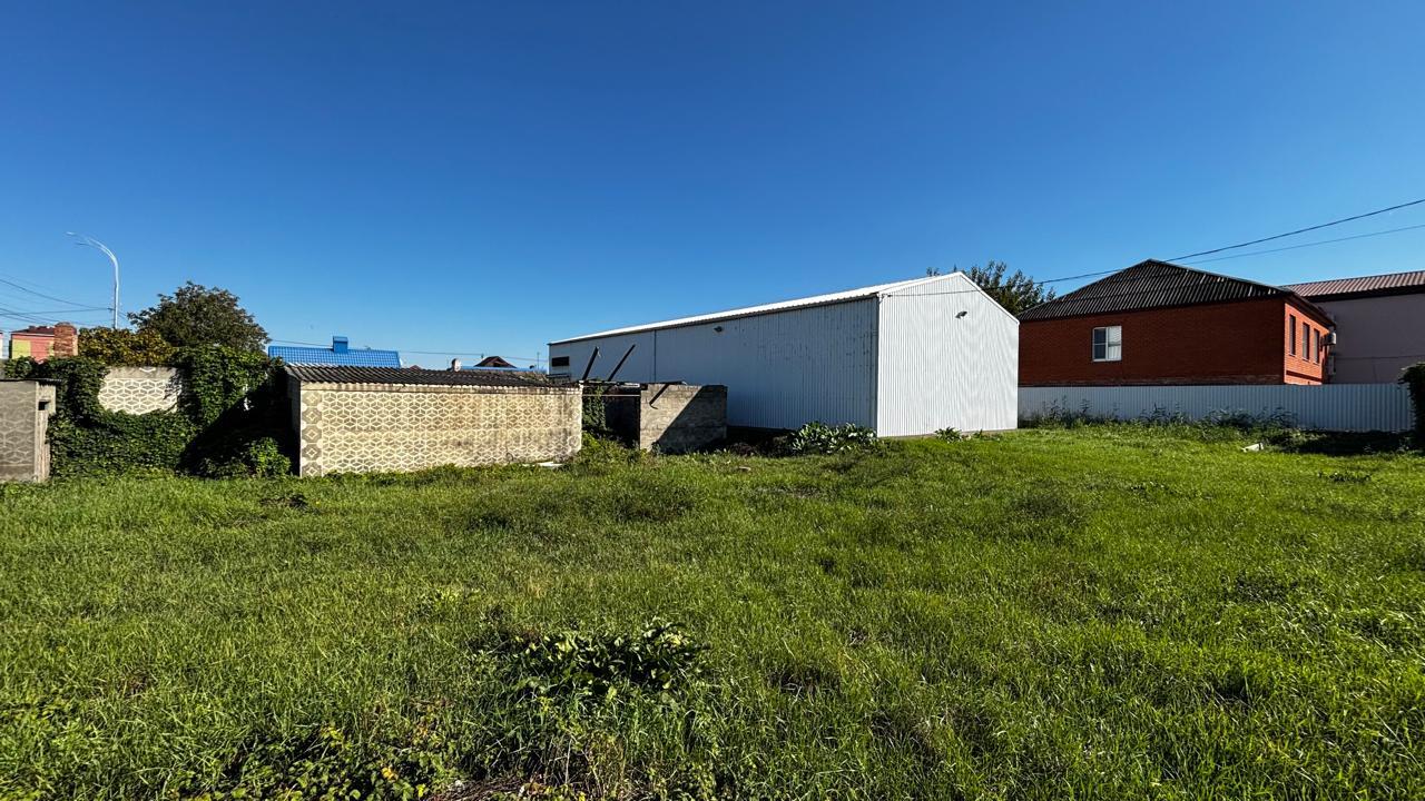 Фото №3: Коммерция 17 м² - Славянск-на-Кубани, ул. Красная, 139