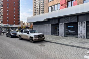 Фото №4: Торговое помещение 80 м² - Знаменский, мкр. Родные Просторы, ул. Природная, 10Бк24