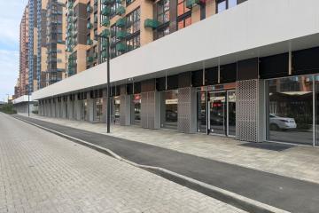 Фото №1: Коммерция 100 м² - Знаменский, мкр. Родные Просторы, ул. Природная, 10Бк19