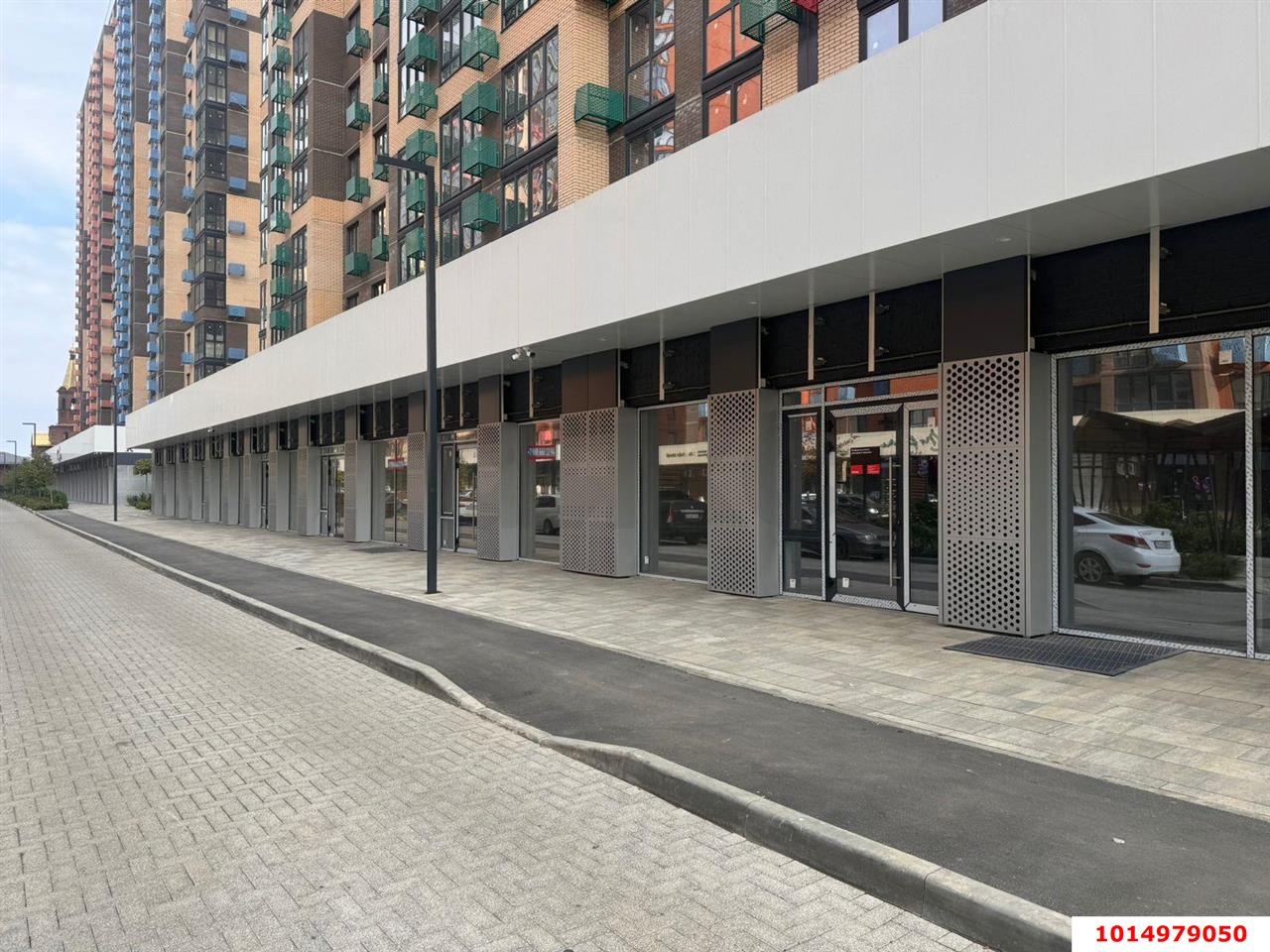 Фото №1: Коммерция 100 м² - Знаменский, Карасунский внутригородской округ, мкр. Родные Просторы, ул. Природная, 10Бк19