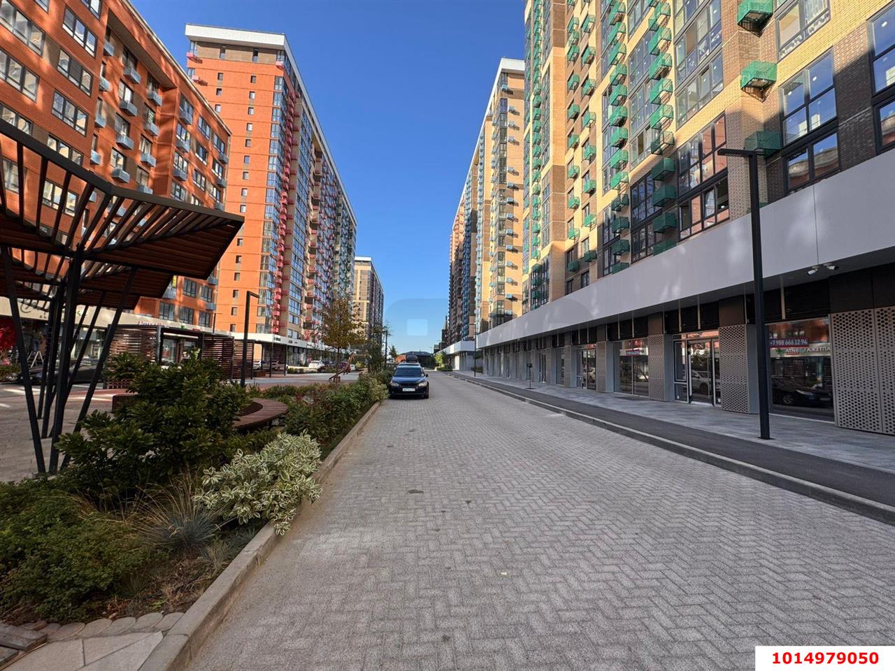 Фото №2: Коммерция 100 м² - Знаменский, Карасунский внутригородской округ, мкр. Родные Просторы, ул. Природная, 10Бк19