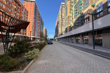 Фото №2: Торговое помещение 100 м² - Знаменский, мкр. Родные Просторы, ул. Природная, 10Бк19