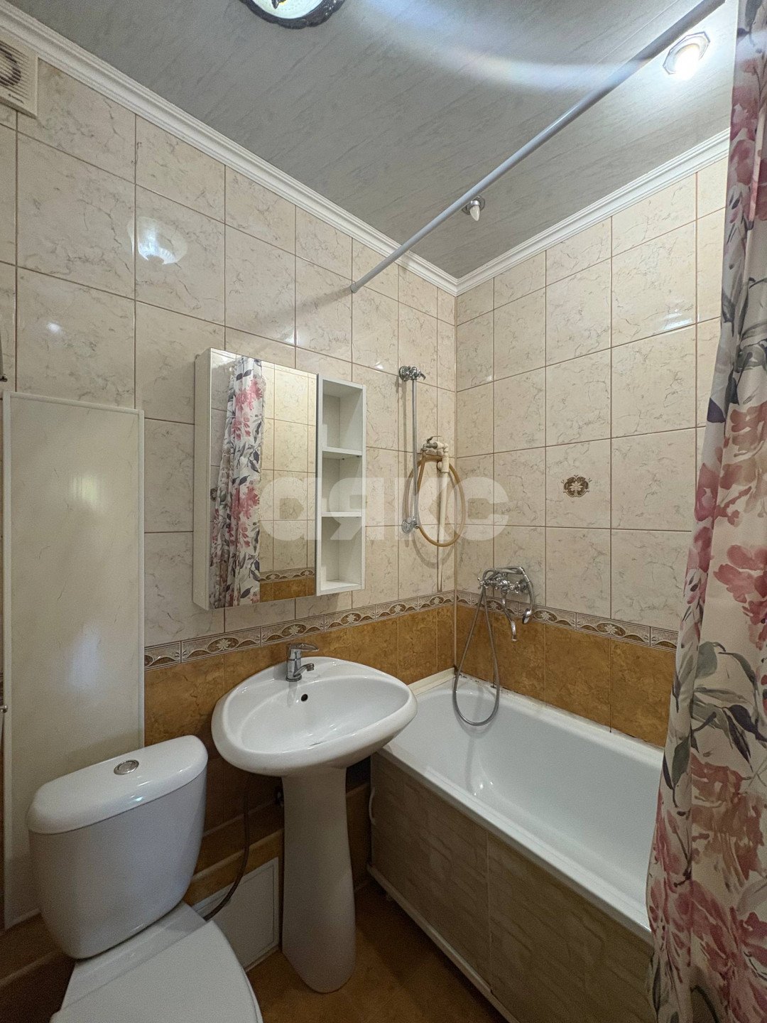 Фото №5: 2-комнатная квартира 46 м² - Майкоп, Дружба, ул. Ленина, 80