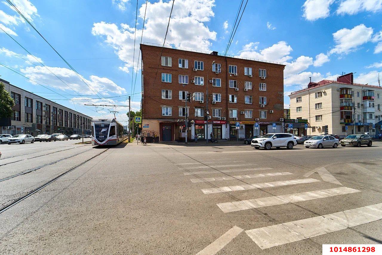 Фото №9: Комната 17 м² - Краснодар, Центральный, ул. Одесская, 46