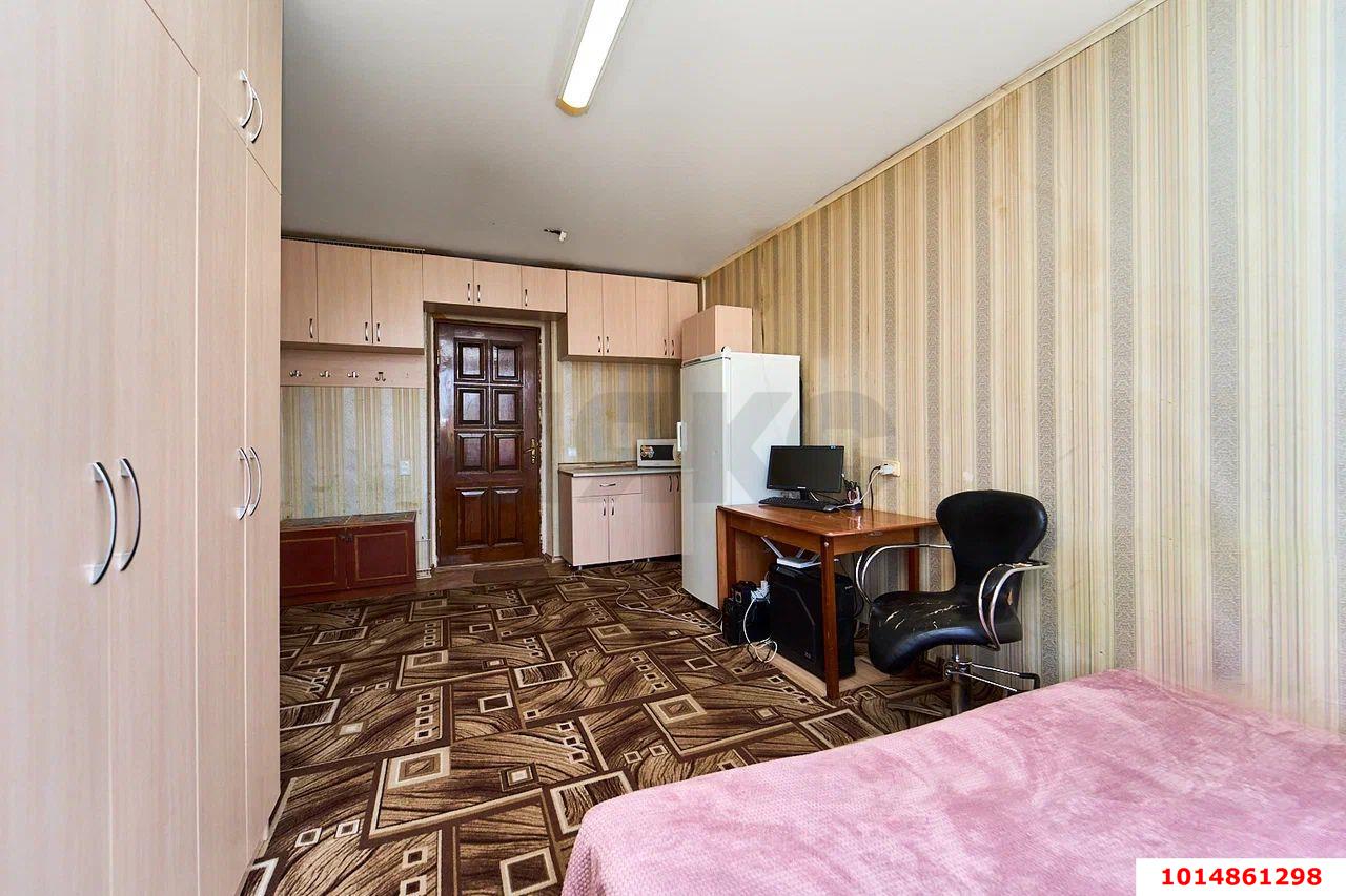 Фото №6: Комната 17 м² - Краснодар, Центральный, ул. Одесская, 46