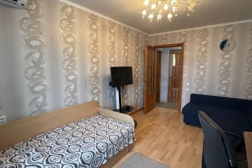 Фото №4: 2-комнатная квартира 44 м² - Краснодар, мкр. Центральный, ул. Будённого, 213