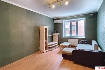 Фото №1: 1-комнатная квартира 33 м² - Краснодар, мкр. Музыкальный, ул. имени Сергея Есенина, 121