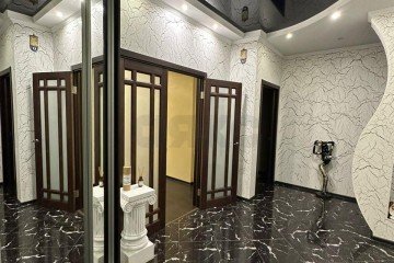 Фото №1: 2-комнатная квартира 74 м² - Краснодар, мкр. Солнечный, ул. Архитектора Петина, 18/3