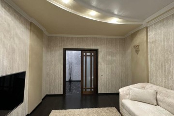 Фото №2: 2-комнатная квартира 74 м² - Краснодар, мкр. Солнечный, ул. Архитектора Петина, 18/3