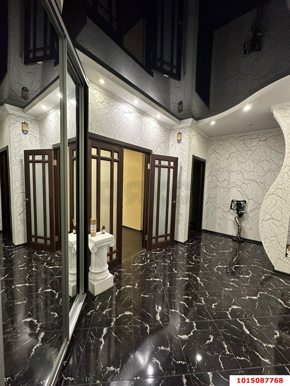 Фото №1: 2-комнатная квартира 74 м² - Краснодар, Солнечный, ул. Архитектора Петина, 18/3