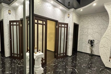 Фото №1: 2-комнатная квартира 74 м² - Краснодар, мкр. Солнечный, ул. Архитектора Петина, 18/3