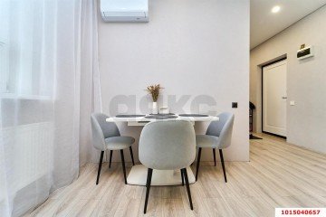 Фото №2: 2-комнатная квартира 82 м² - Краснодар, мкр. Центральный, ул. Фабричная, 4