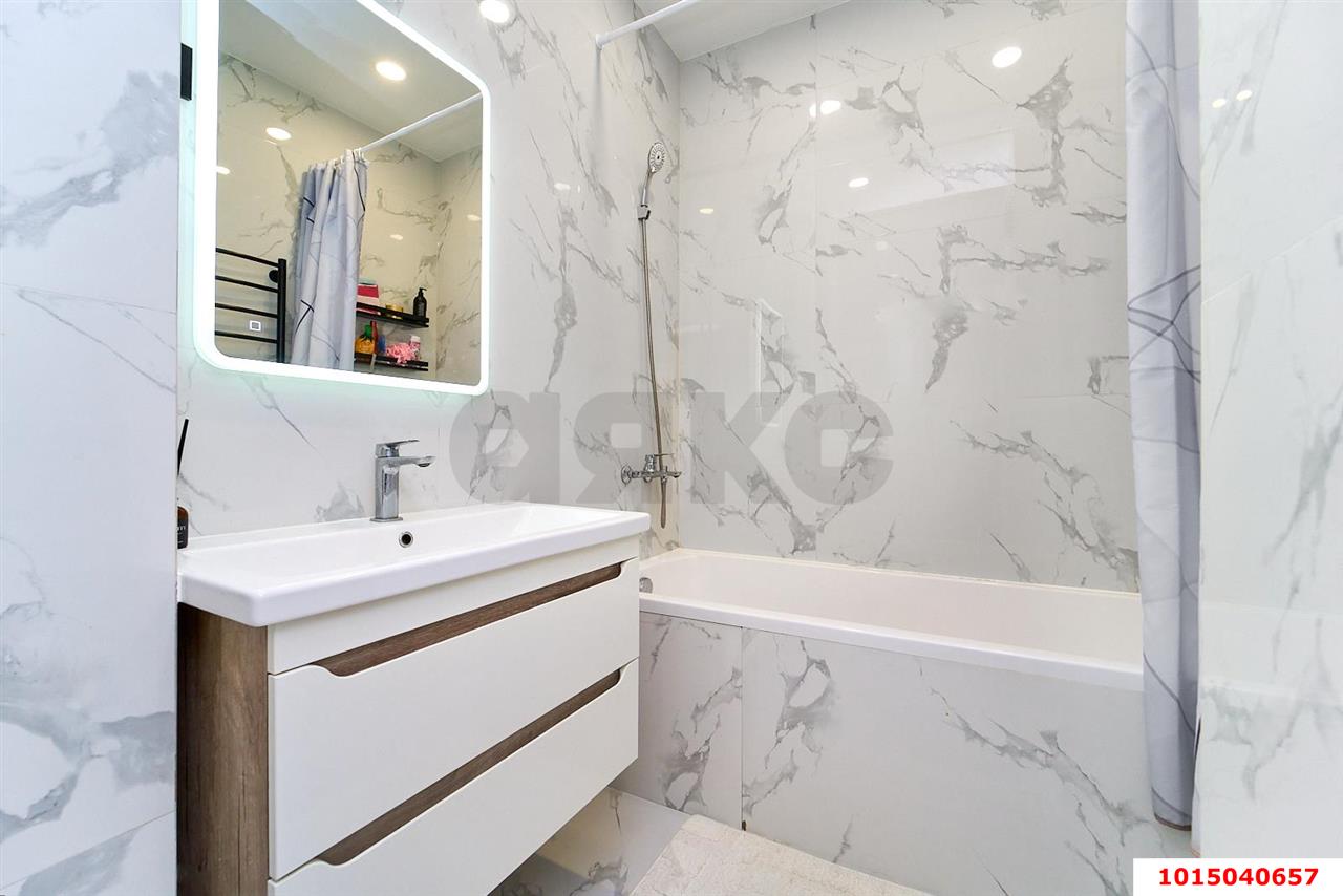 Фото №6: 2-комнатная квартира 82 м² - Краснодар, Центральный, ул. Фабричная, 4