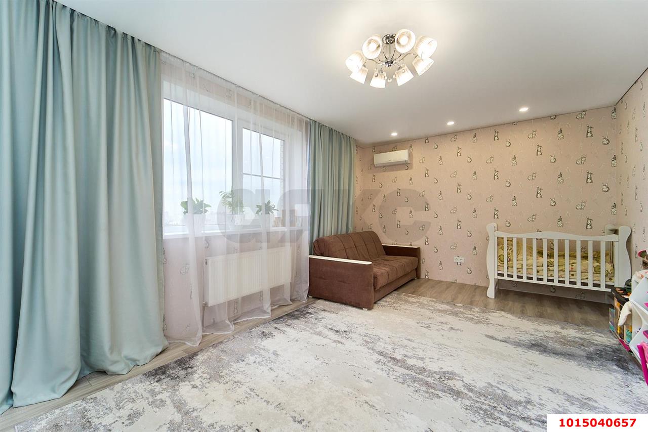 Фото №10: 2-комнатная квартира 82 м² - Краснодар, Центральный, ул. Фабричная, 4