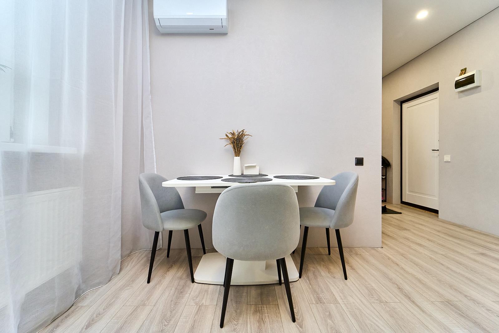 Фото №2: 2-комнатная квартира 82 м² - Краснодар, Центральный внутригородской округ, мкр. Центральный, ул. Фабричная, 4