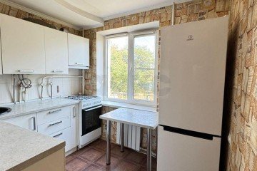 Фото №1: 3-комнатная квартира 62 м² - Краснодар, мкр. Хлопчато-бумажный Комбинат, ул. Новороссийская, 180