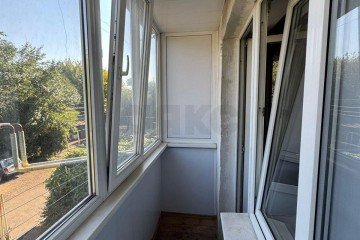 Фото №3: 3-комнатная квартира 62 м² - Краснодар, мкр. Хлопчато-бумажный Комбинат, ул. Новороссийская, 180