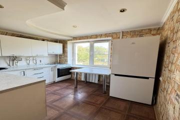 Фото №1: 3-комнатная квартира 62 м² - Краснодар, мкр. Хлопчато-бумажный Комбинат, ул. Новороссийская, 180