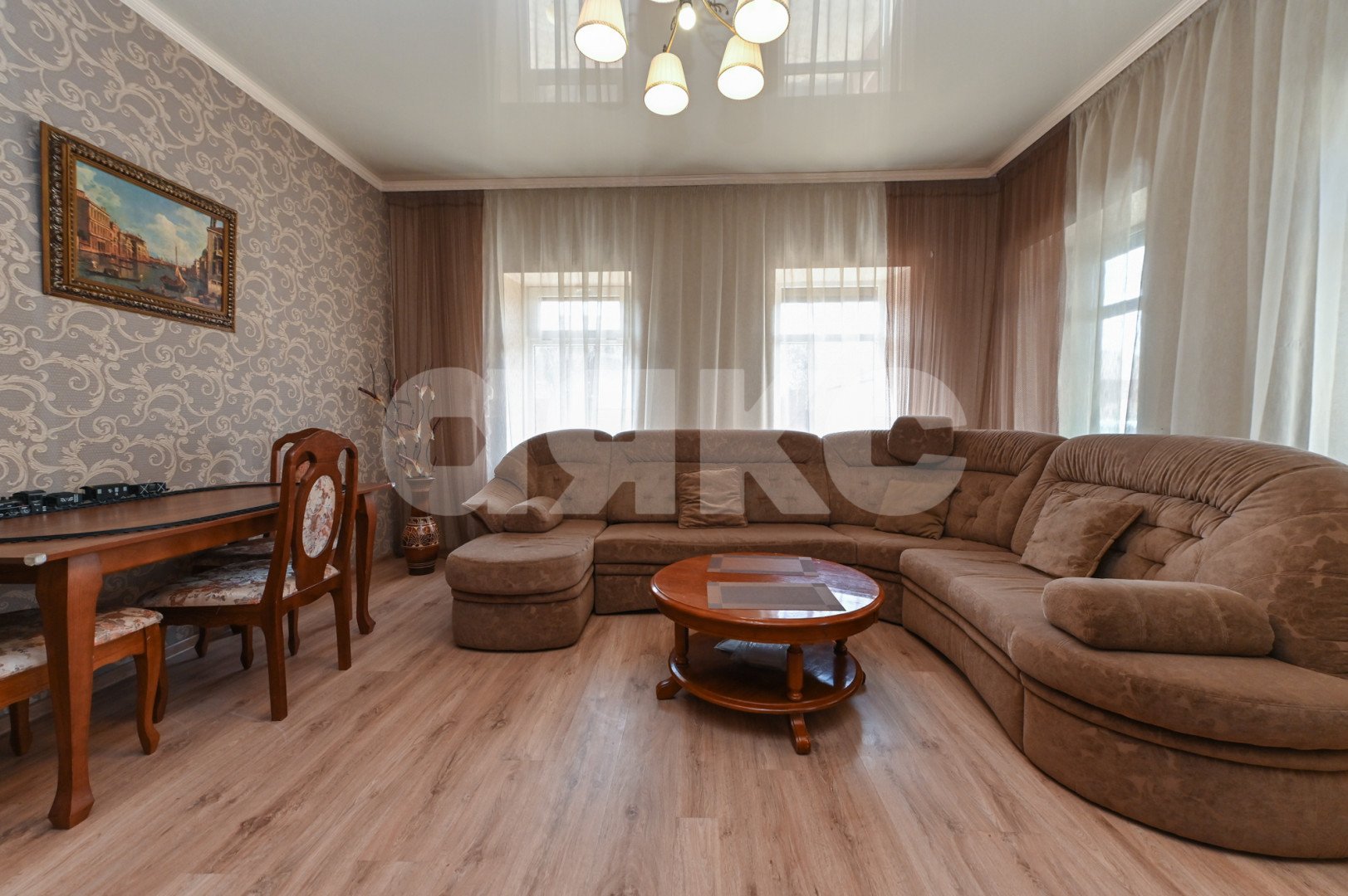 Фото №10: Дом 170 м² + 4.5 сот. - Батайск, ул. Грузинская, 269