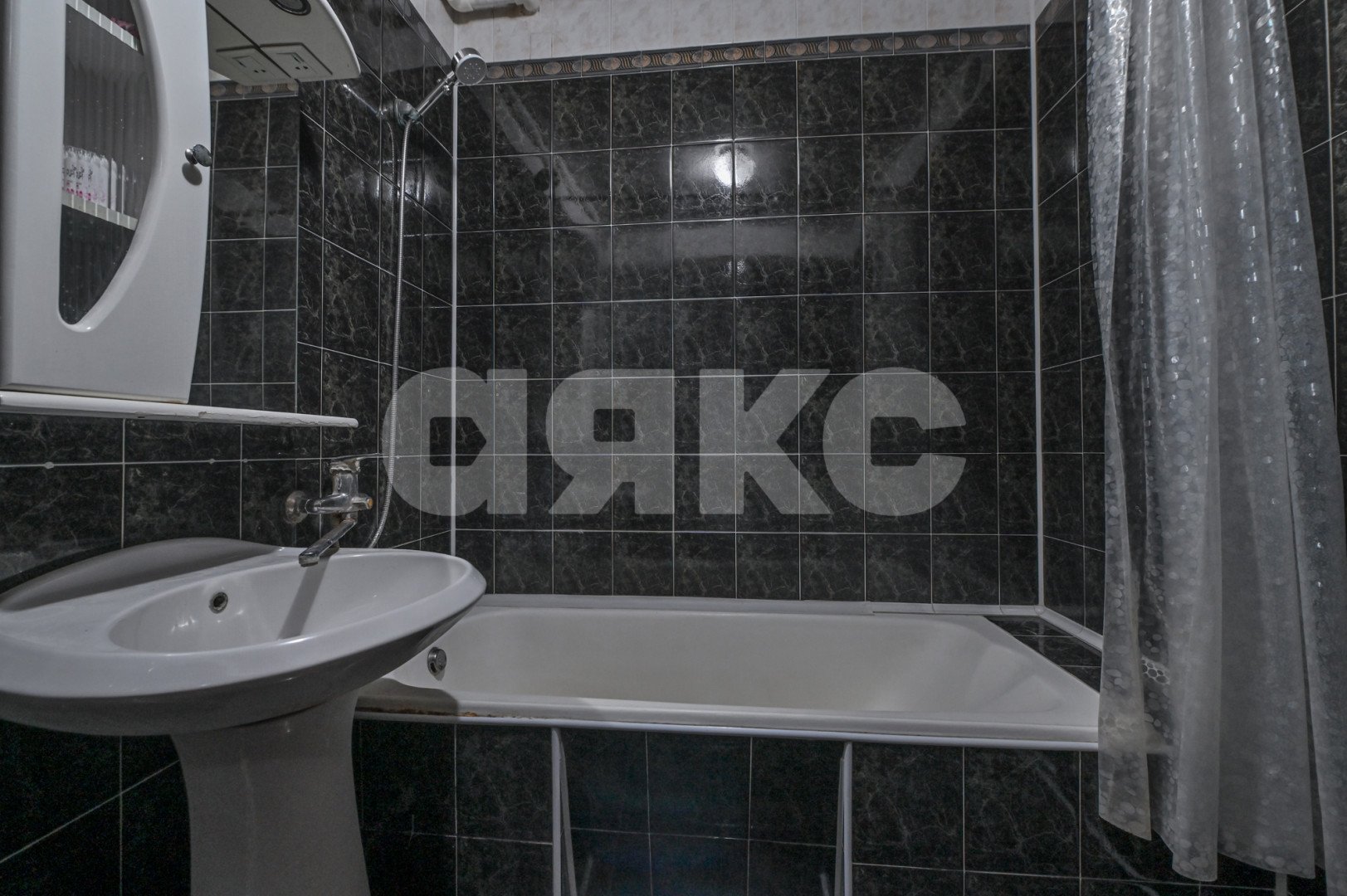 Фото №20: Дом 170 м² + 4.5 сот. - Батайск, ул. Грузинская, 269