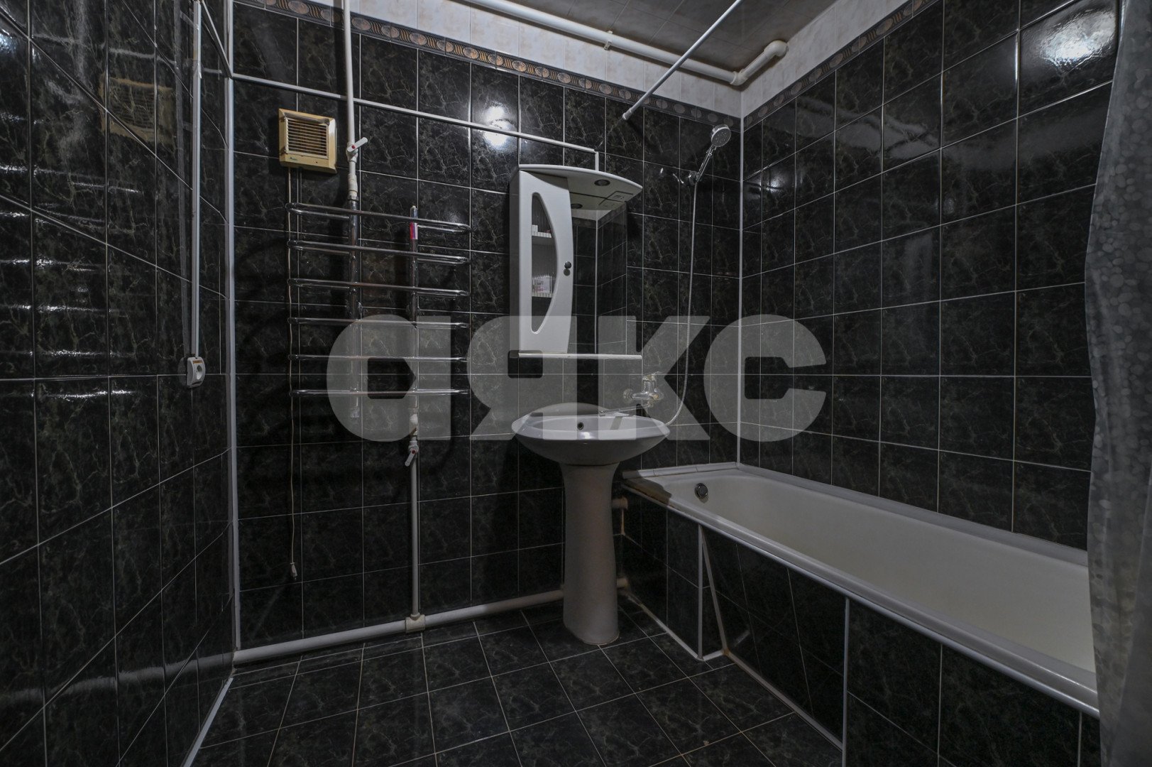 Фото №18: Дом 170 м² + 4.5 сот. - Батайск, ул. Грузинская, 269