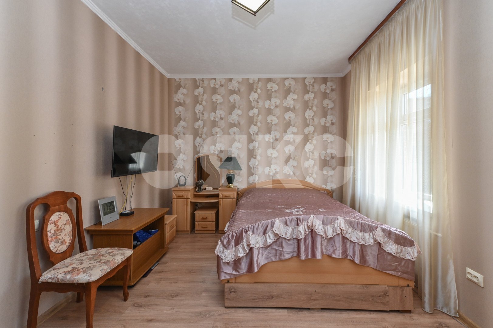 Фото №14: Дом 170 м² + 4.5 сот. - Батайск, ул. Грузинская, 269