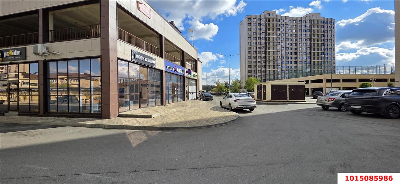 Фото №4: Торговое помещение 27 м² - Новая Адыгея, жилой комплекс Мега-Победа, ул. Береговая, 3с3
